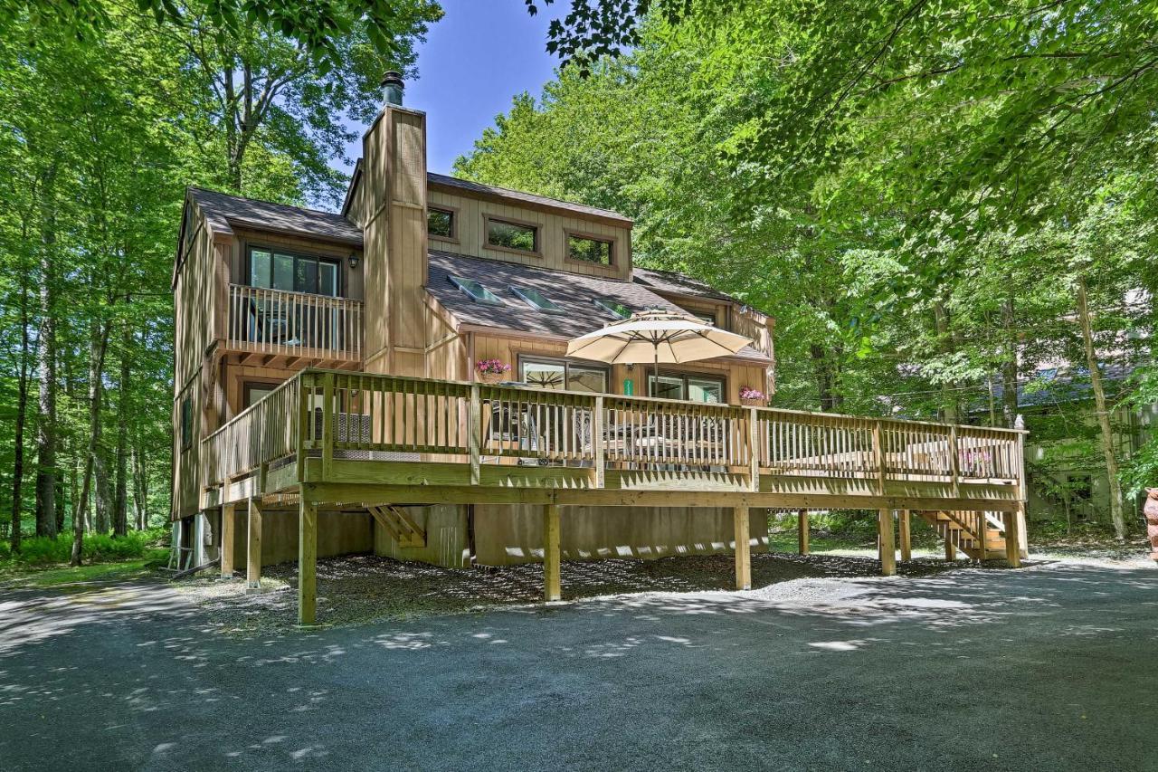 Bear Den Rustic Pocono Lake Home With Game Room! ภายนอก รูปภาพ