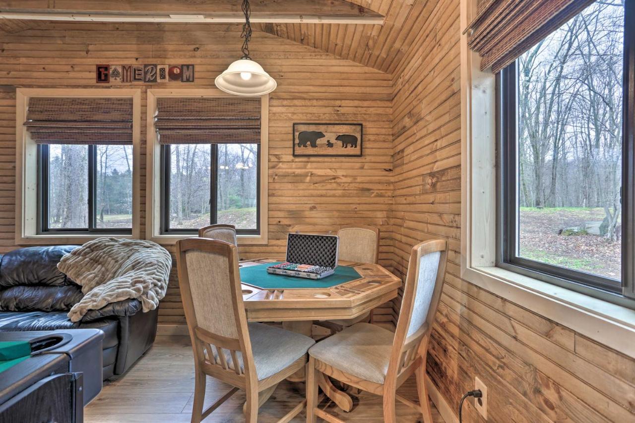Bear Den Rustic Pocono Lake Home With Game Room! ภายนอก รูปภาพ